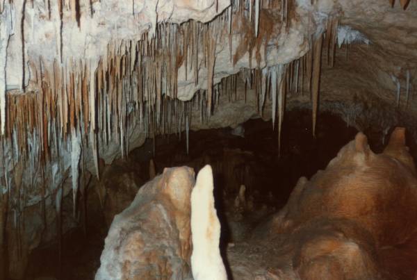 [photo of the Kelly Hill Limestone caves at Kangaroo Island]